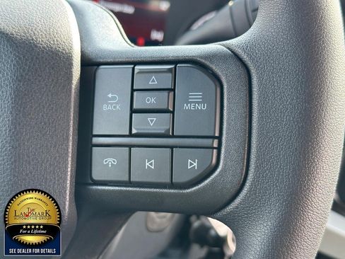 Used 2023 Ford F550 4x4 Regular Cab Super Duty image 11