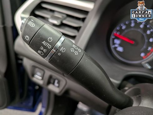 Used 2023 GMC Acadia SLT w/ Preferred Package AWD/4WD image 18