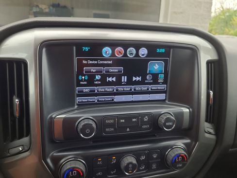 Used 2018 Chevrolet Silverado 1500 LT w/ All Star Edition image 19