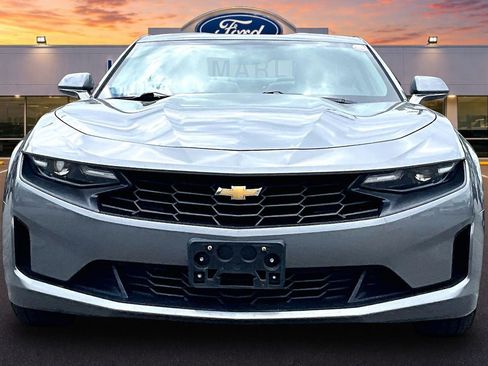Used 2019 Chevrolet Camaro LT RWD image 3
