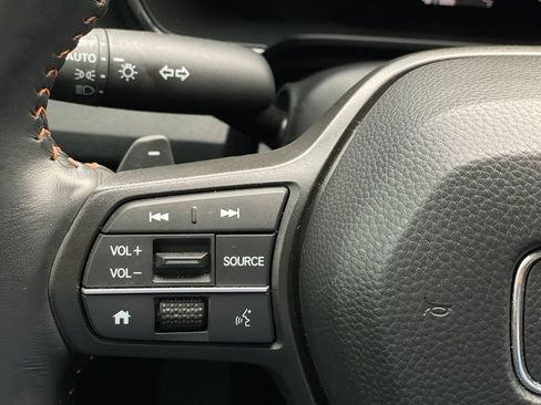 Used 2025 Honda CR-V Sport image 15