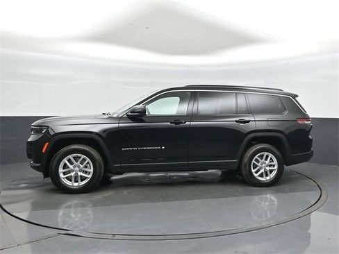 New 2025 Jeep Grand Cherokee L Laredo w/ Luxury Tech Group I image 7