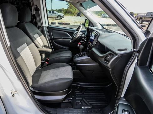Used 2022 RAM ProMaster City Tradesman FWD image 17