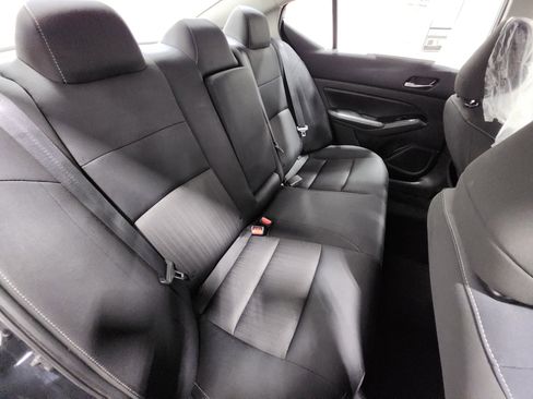 Used 2021 Nissan Altima 2.5 SV image 18