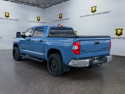 Used 2021 Toyota Tundra SR5 w/ SR5 Upgrade Package AWD/4WD image 3