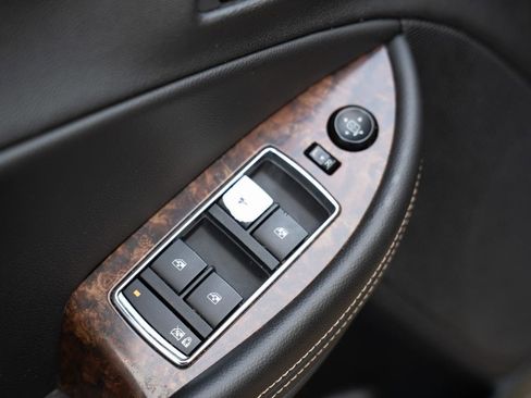 Used 2015 Chevrolet Impala LT w/ Convenience Package image 19