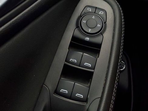 Used 2023 Buick Encore GX Select w/ Sport Touring Package FWD image 15