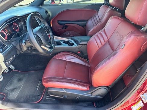 Used 2018 Dodge Challenger SRT Hellcat image 9