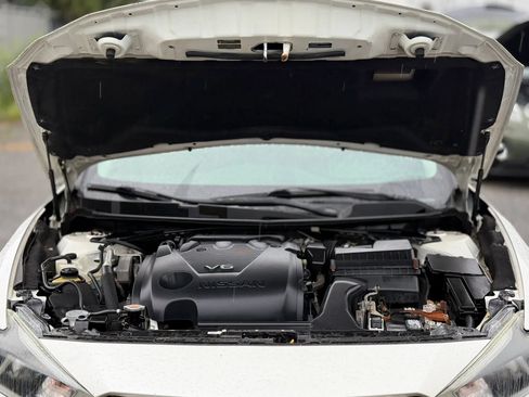 Used 2016 Nissan Maxima SR w/ Midnight Edition FWD image 29