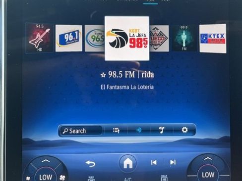 New 2026 Mercedes-Benz GLC 300 image 10