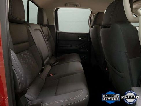 Used 2025 Nissan Frontier SV image 67