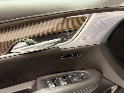 Used 2024 Cadillac XT6 Sport w/ Platinum Package AWD/4WD image 17