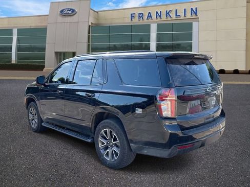 Used 2023 Chevrolet Tahoe Z71 w/ Luxury Package AWD/4WD image 5