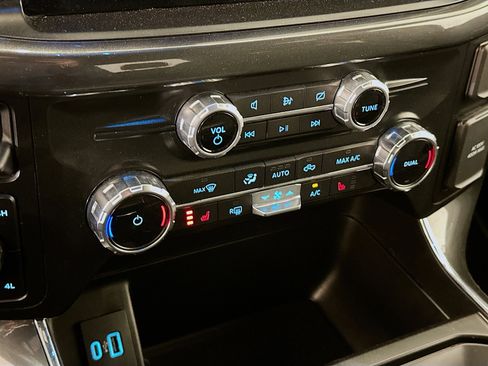 Used 2022 Ford F150 XLT w/ Equipment Group 302A High image 23