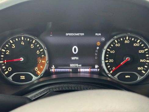 Used 2016 Jeep Renegade Limited FWD image 35