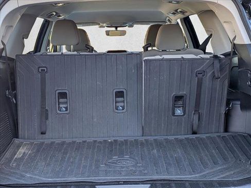 Used 2019 Subaru Ascent Premium w/ Popular Package #3 image 6