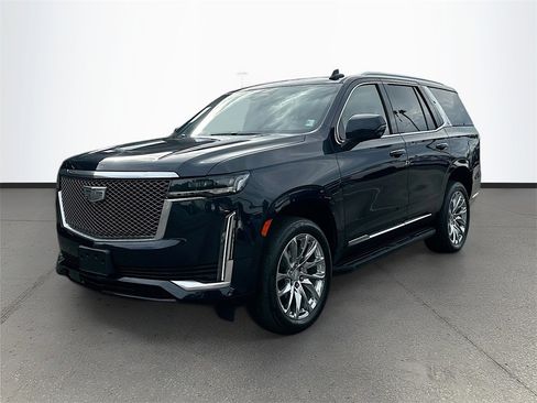 Used 2023 Cadillac Escalade Premium Luxury w/ LPO, Radiant Package image 3