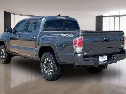 Used 2020 Toyota Tacoma TRD Off-Road w/ Technology Package AWD/4WD image 11