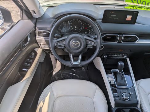 Used 2022 MAZDA CX-5 AWD 2.5 S w/ Premium Package image 17