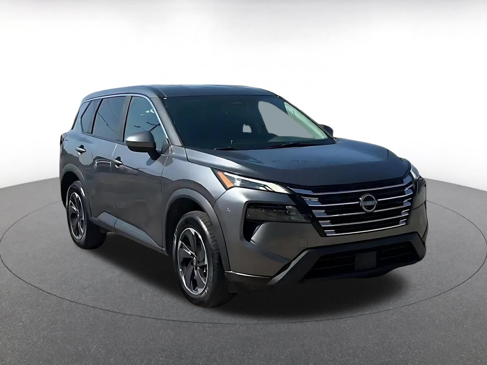Used 2025 Nissan Rogue SV FWD image 3