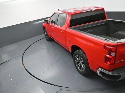 Used 2024 Chevrolet Silverado 1500 LT image 17