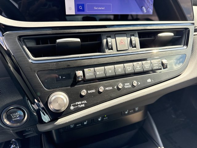 Certified 2025 Lexus ES 350 w/ Premium Package FWD image 19