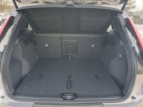 New 2026 Volvo XC40 B5 Plus w/ Protection Package Premier image 34