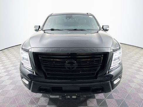 Used 2021 Nissan Titan Platinum Reserve w/ Moonroof Package AWD/4WD image 2