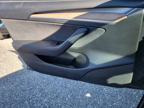 Used 2022 Tesla Model 3 Long Range image 18
