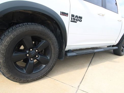 Used 2019 RAM 1500 Classic Warlock AWD/4WD image 11