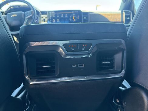 Used 2023 Chevrolet Silverado 1500 High Country w/ Technology Package AWD/4WD image 10