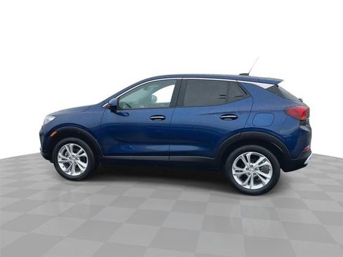 Used 2023 Buick Encore GX Preferred w/ Cold Weather Comfort Package AWD/4WD image 5