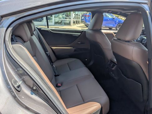 Certified 2025 Lexus ES 350 w/ Premium Package FWD image 12