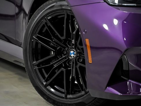 Used 2026 BMW M5 w/ Carbon Package AWD/4WD image 4