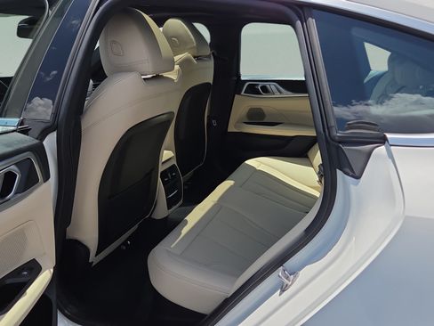Used 2024 BMW i4 eDrive35 w/ Premium Package RWD image 11