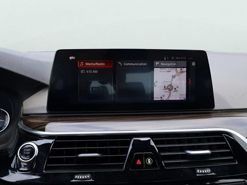 Used 2019 BMW 530i xDrive w/ Convenience Package AWD/4WD image 24