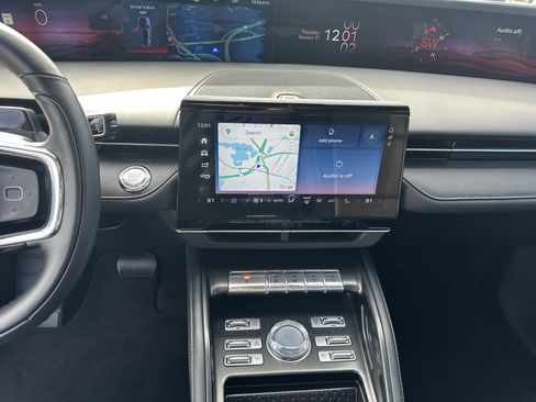 Used 2024 Lincoln Nautilus Premier w/ Equipment Group 102A image 15