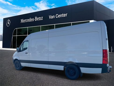 New 2025 Mercedes-Benz Sprinter 2500 image 5