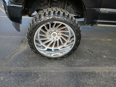 Used 2017 Ford F250 Platinum w/ FX4 Off-Road Package image 5