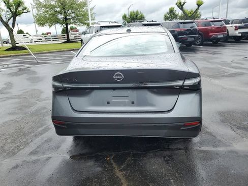 New 2026 Nissan Sentra SV w/ SV Convenience Package FWD image 6