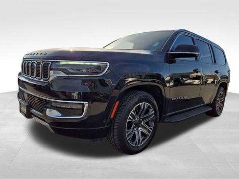 Used 2024 Jeep Wagoneer Series II w/ Flexible Seating Group AWD/4WD image 5