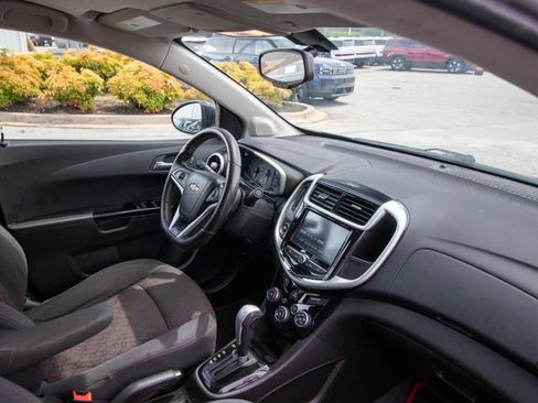 Used 2017 Chevrolet Sonic LT w/ Convenience Package FWD image 15