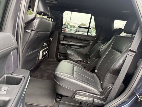 Used 2021 Ford Expedition XLT AWD/4WD image 13
