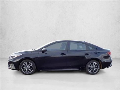 Used 2023 Kia Forte GT-Line FWD image 12