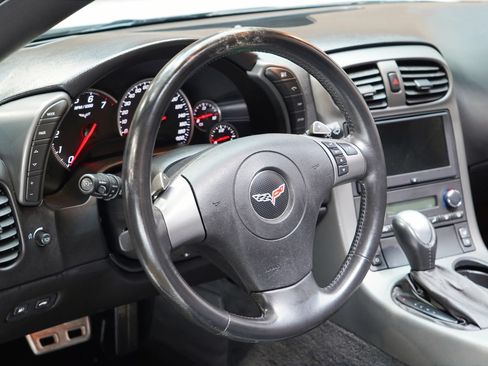 Used 2007 Chevrolet Corvette Coupe w/ Preferred Equipment Group RWD image 50