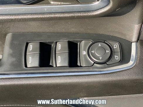 Used 2024 Chevrolet Silverado 2500 LT AWD/4WD image 18