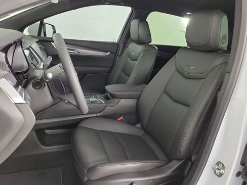 New 2026 Cadillac XT5 Luxury FWD image 16