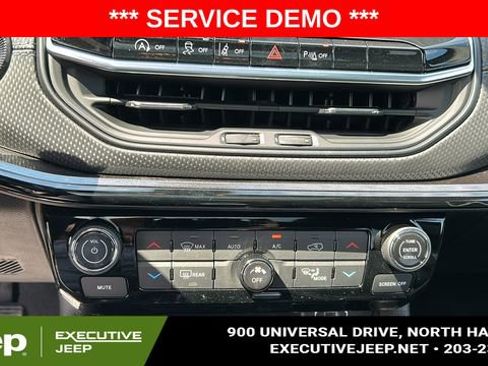 New 2025 Jeep Compass Limited w/ Sun & Sound Group image 14