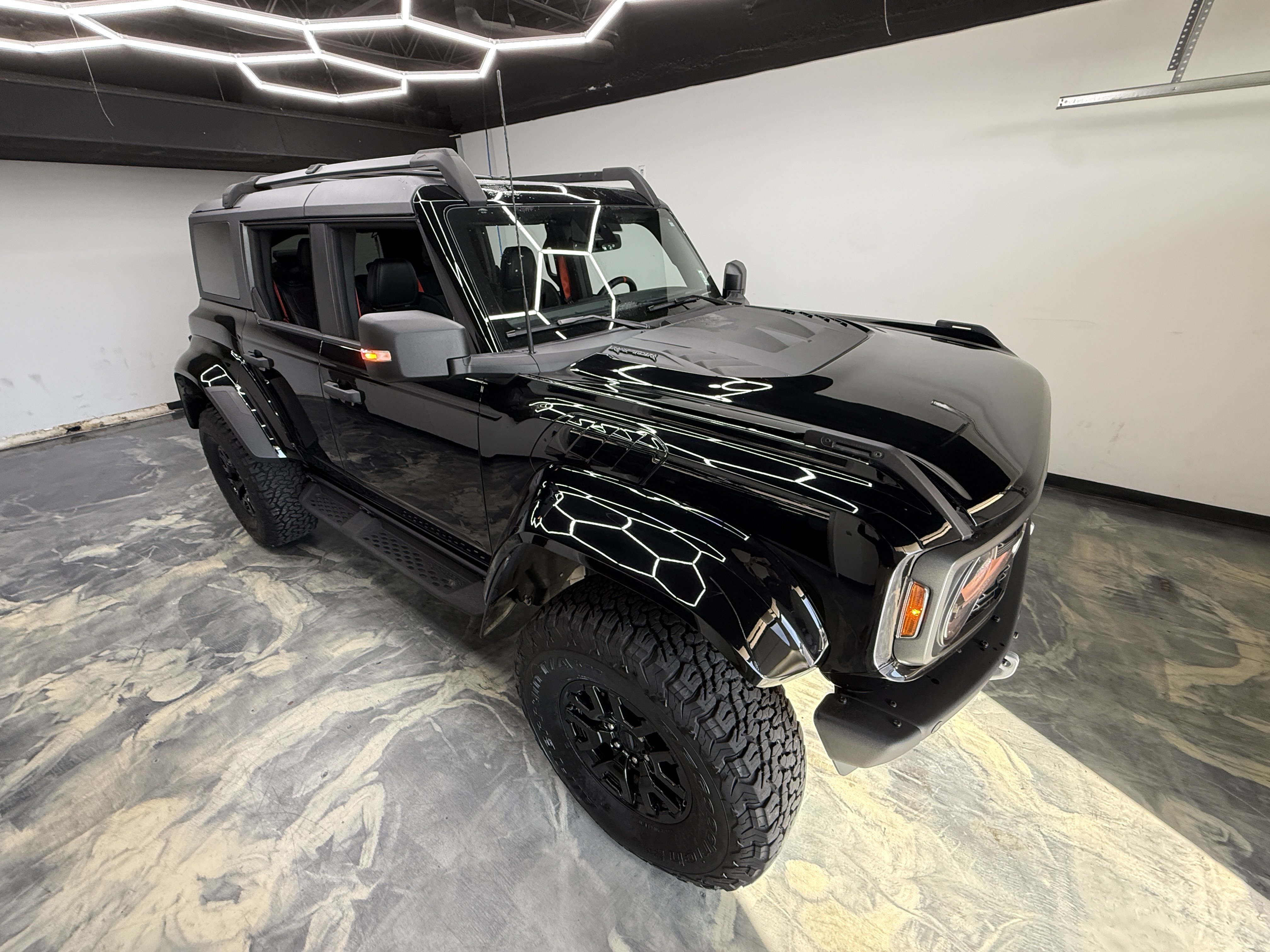 Used 2024 Ford Bronco Raptor w/ Interior Carbon Fibre Pack AWD/4WD image 38