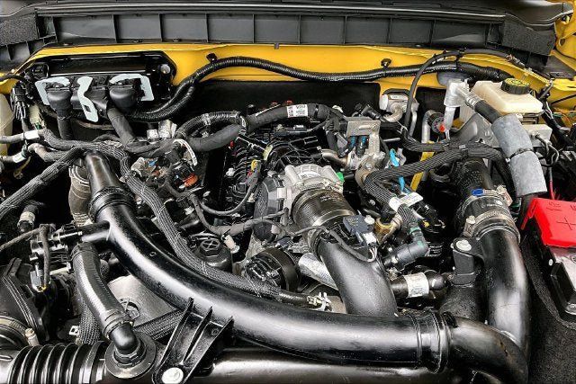 Used 2023 Ford Bronco Heritage Edition AWD/4WD image 9